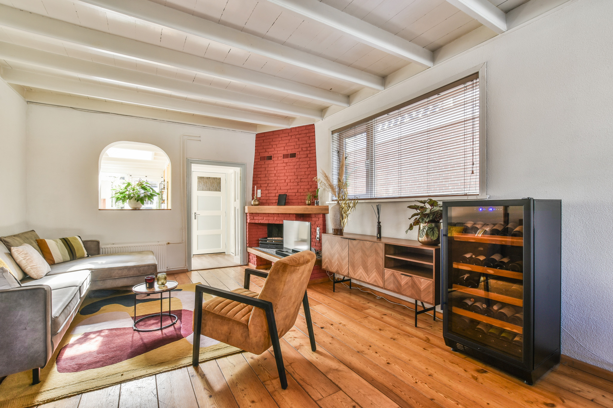 Why Contractors Prefer Houses Vs Hotels for Long-Term Stays